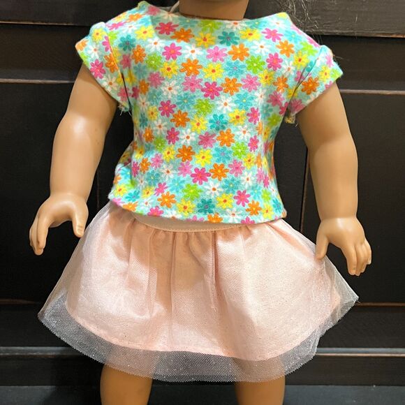 American Girl Doll 18” My American Girl 2011 Brunette Curly Hair Hazel Eyes - Picture 2 of 7